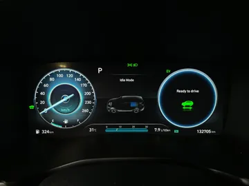 2022 Hyundai Santa Fe Hybrid - image 18
