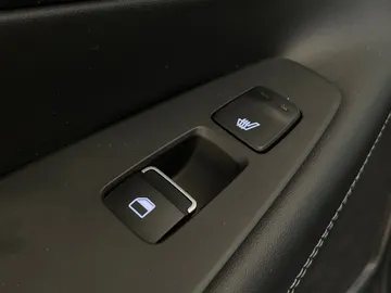 2022 Hyundai Santa Fe Hybrid - image 29