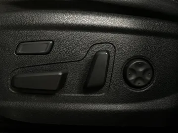 2022 Hyundai Santa Fe Hybrid - image 21