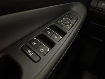 2022 Hyundai Santa Fe Hybrid - image 27