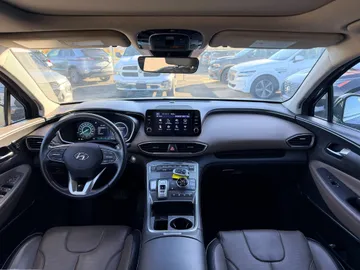 2022 Hyundai Santa Fe Hybrid - image 9