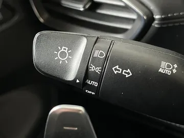 2021 Hyundai Santa Fe Hybrid - image 20