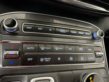 2023 Hyundai Santa Fe Hybrid - image 26