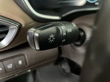 2022 Hyundai Santa Fe Plug-In Hybrid - image 20