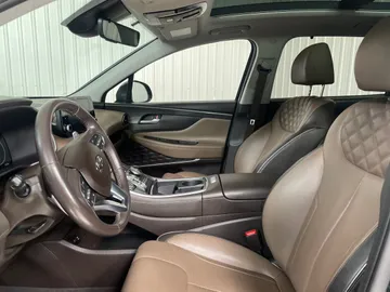 2022 Hyundai Santa Fe Plug-In Hybrid - image 3