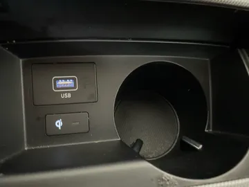 2022 Hyundai Santa Fe Plug-In Hybrid - image 34