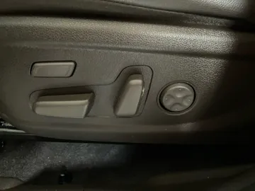 2022 Hyundai Santa Fe Plug-In Hybrid - image 21