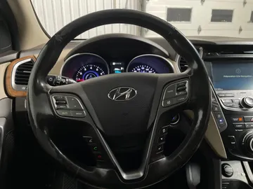 2016 Hyundai Santa Fe XL - image 15