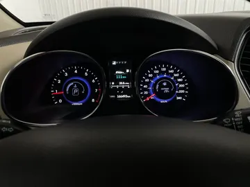 2016 Hyundai Santa Fe XL - image 19