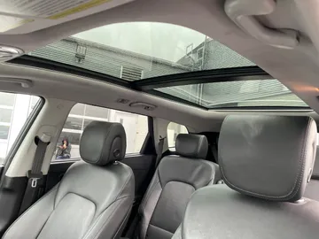 2017 Hyundai Santa Fe XL - image 6