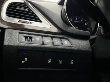 2017 Hyundai Santa Fe XL - image 34