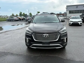 2017 Hyundai Santa Fe XL - image 2