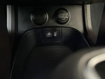 2019 Hyundai Santa Fe XL - image 35