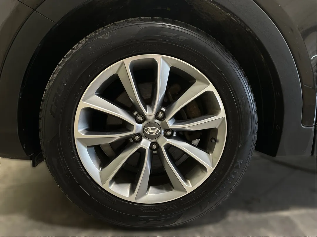 2017 Hyundai Santa Fe XL — photo 6