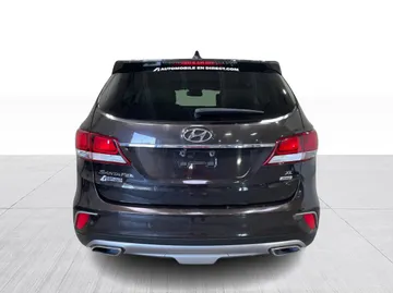 2017 Hyundai Santa Fe XL - image 13