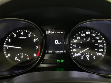 2017 Hyundai Santa Fe XL - image 18