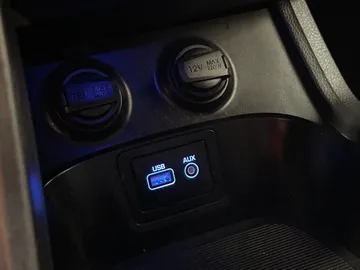 2017 Hyundai Santa Fe XL - image 28