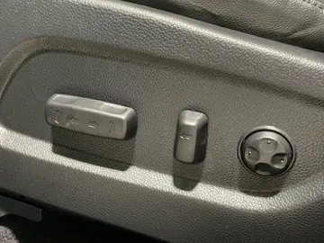 2017 Hyundai Santa Fe XL - image 19