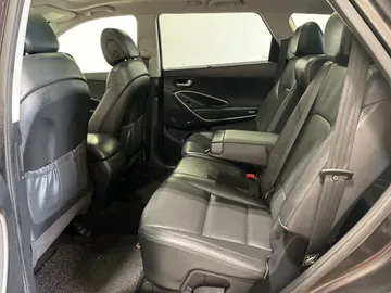 2017 Hyundai Santa Fe XL - image 16