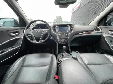 2019 Hyundai Santa Fe XL - image 6