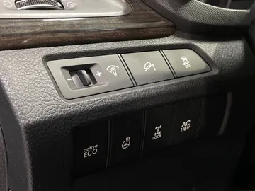 2016 Hyundai Santa Fe XL - image 28