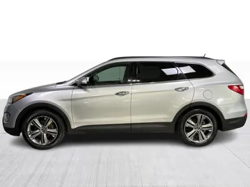 2016 Hyundai Santa Fe XL - image 10