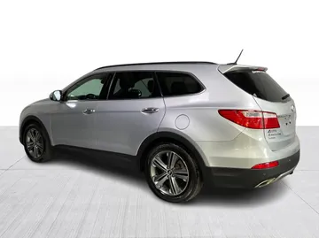 2016 Hyundai Santa Fe XL - image 11
