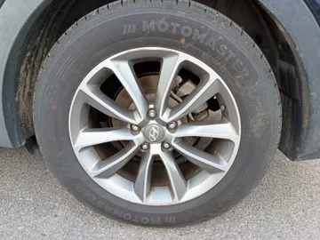 2017 Hyundai Santa Fe XL - image 6