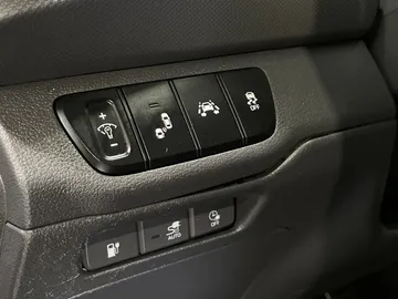 2018 Hyundai Ioniq Electric - image 30