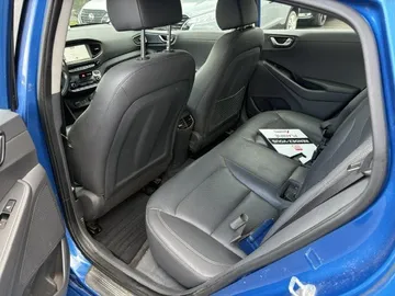 2018 Hyundai Ioniq Electric - image 7