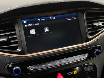 2018 Hyundai Ioniq Electric - image 8