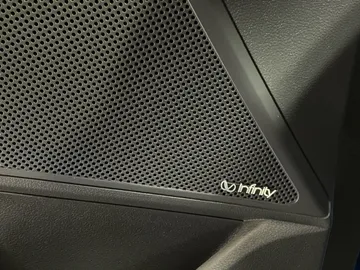 2018 Hyundai Ioniq Electric - image 20