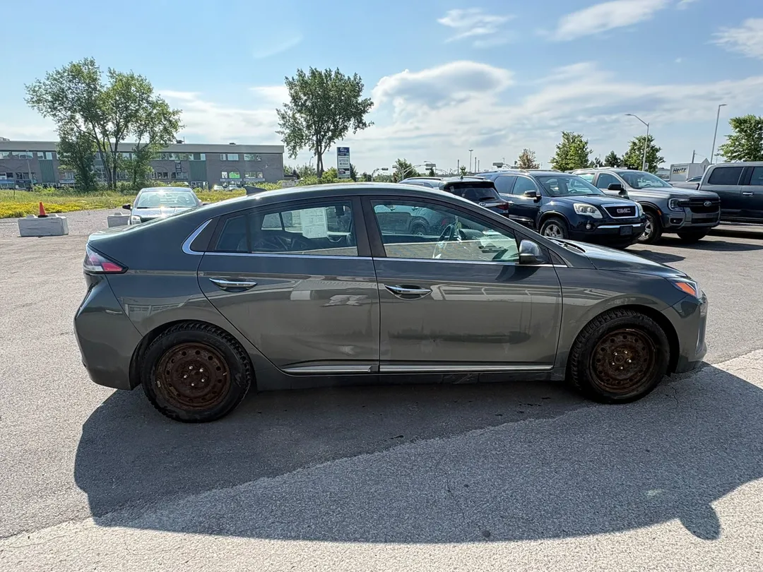 2021 Hyundai Ioniq Electric — photo 3