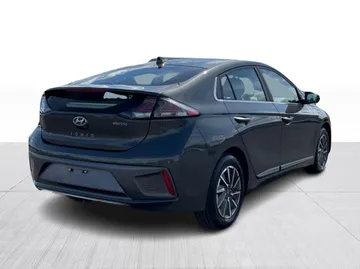 2021 Hyundai Ioniq Electric - image 15