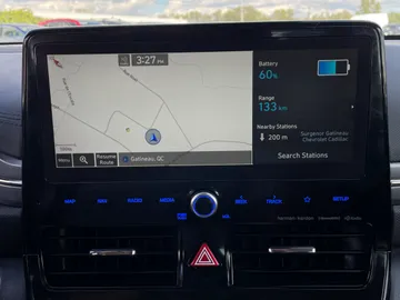 2021 Hyundai Ioniq Electric - image 23