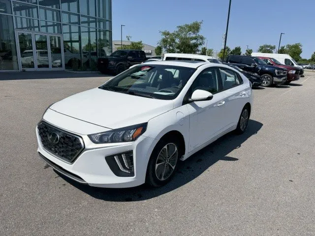 2021 Hyundai Ioniq Plug-In — photo 3