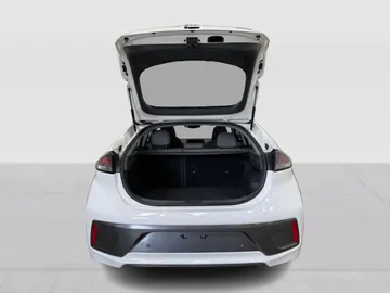 2021 Hyundai Ioniq Plug-In - image 14