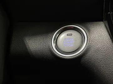 2021 Hyundai Ioniq Plug-In - image 22