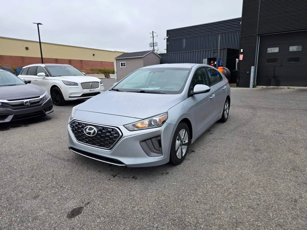 2021 Hyundai Ioniq Hybrid for sale - photo 3