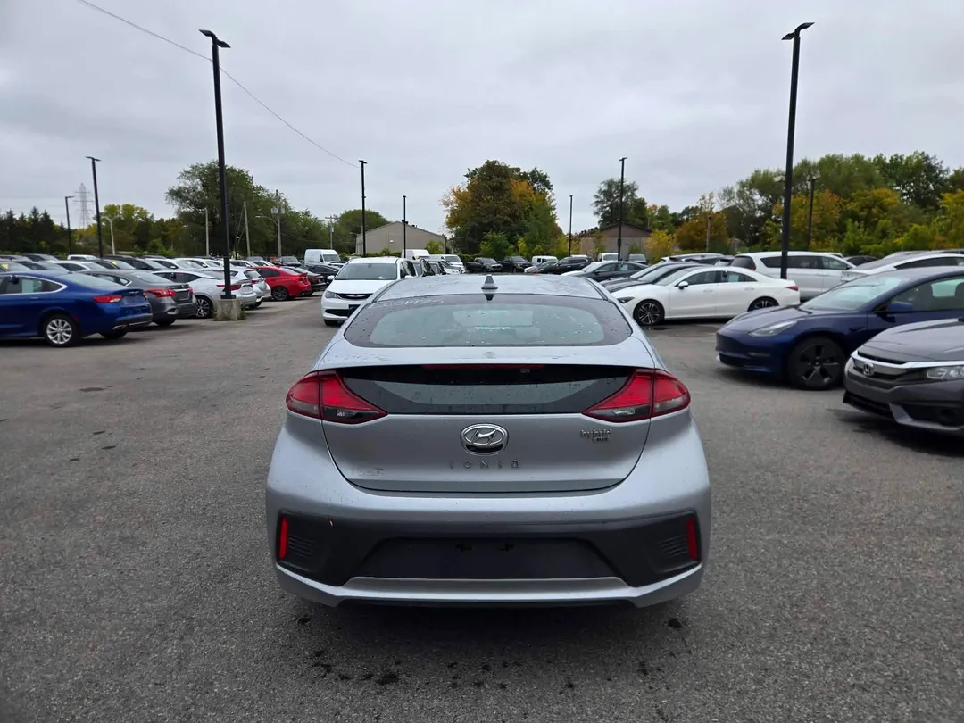 2021 Hyundai Ioniq Hybrid for sale - photo 4