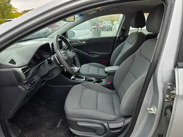 2021 Hyundai Ioniq Hybrid - image 8