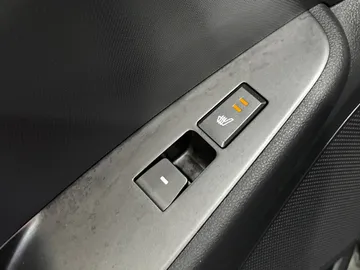 2020 Hyundai Ioniq Hybrid - image 30