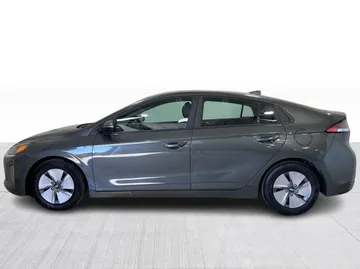 2020 Hyundai Ioniq Hybrid - image 11