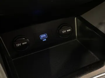 2020 Hyundai Ioniq Hybrid - image 26