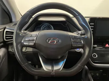 2020 Hyundai Ioniq Hybrid - image 24