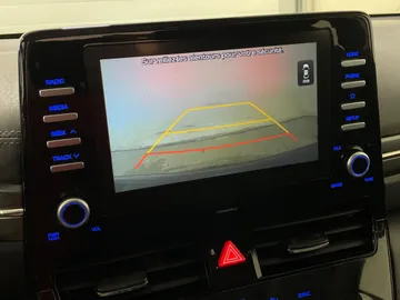 2020 Hyundai Ioniq Hybrid - image 20