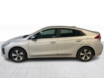 2019 Hyundai Ioniq Electric - image 4