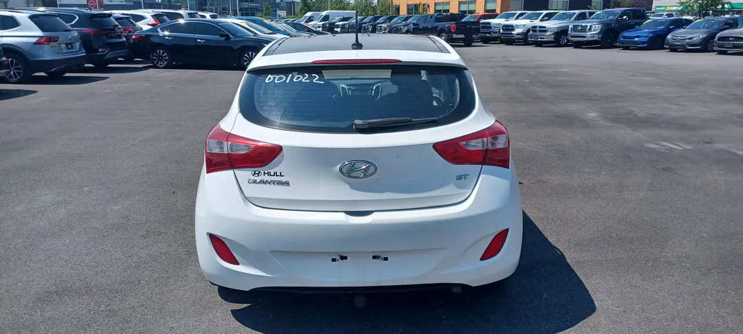 2017 Hyundai Elantra GT — photo 5