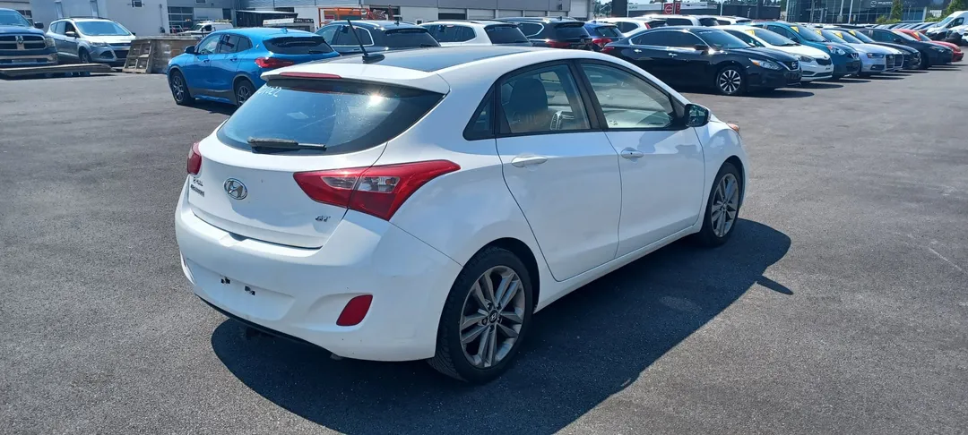 2017 Hyundai Elantra GT — photo 6