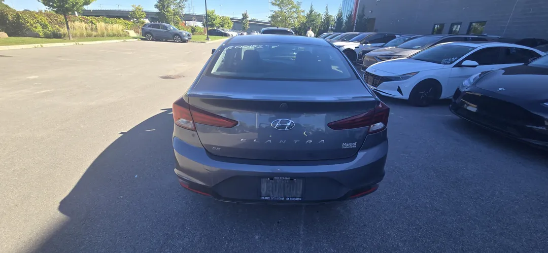 2020 Hyundai Elantra Essential, photo 5